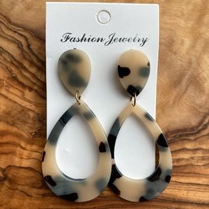 New‎ Resin Multicolored Dangle Earrings
